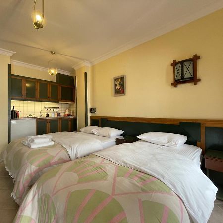Amphora Rooms Foça Dış mekan fotoğraf