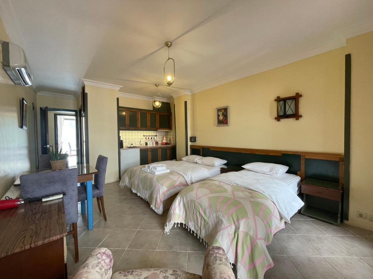 Amphora Rooms Foça Dış mekan fotoğraf