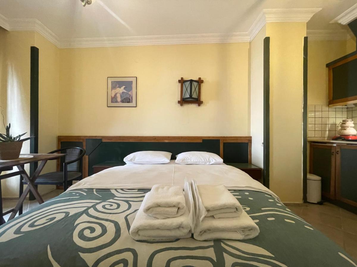 Amphora Rooms Foça Dış mekan fotoğraf